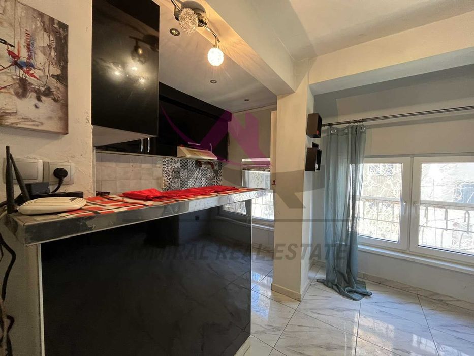 Продава се Тристаен апартамент в Варна, Лятно кино Тракия - 116 кв.м за 1555 €/кв.м - Снимка #4