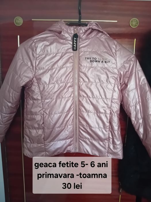 Vând lot hainute fetita varsta 5-6 ani