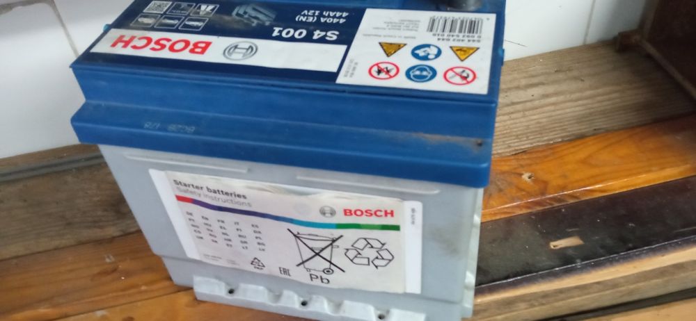Акумулатор  BOSCH  44 AH