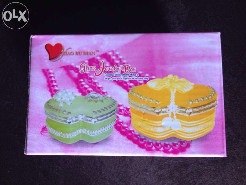 Обеци с русалка Ариел, Кутия за бижута, бижута