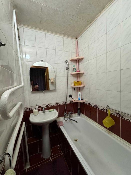 S  Продам 4-х ком на 7 мкр, 6/9 этаж