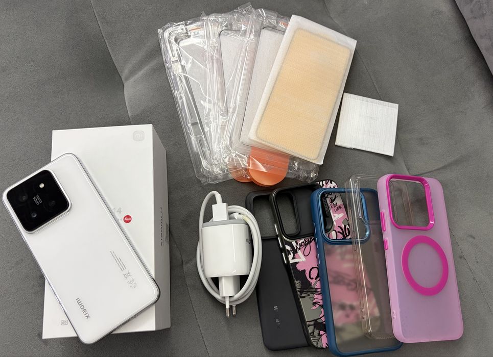 Xiaomi 14  + смарт часовник