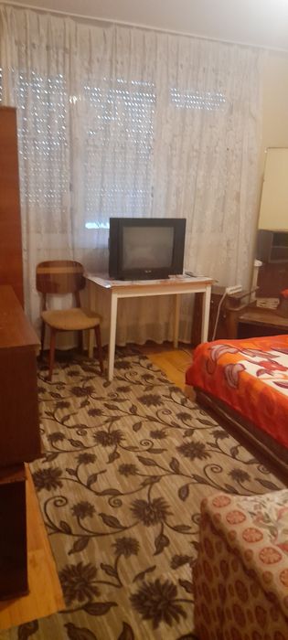 Închiriez apt 3 cam în tig 1