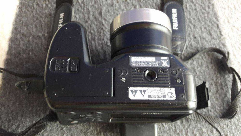 Aparat foto FUJI FinePix S5800 - 8 Mp