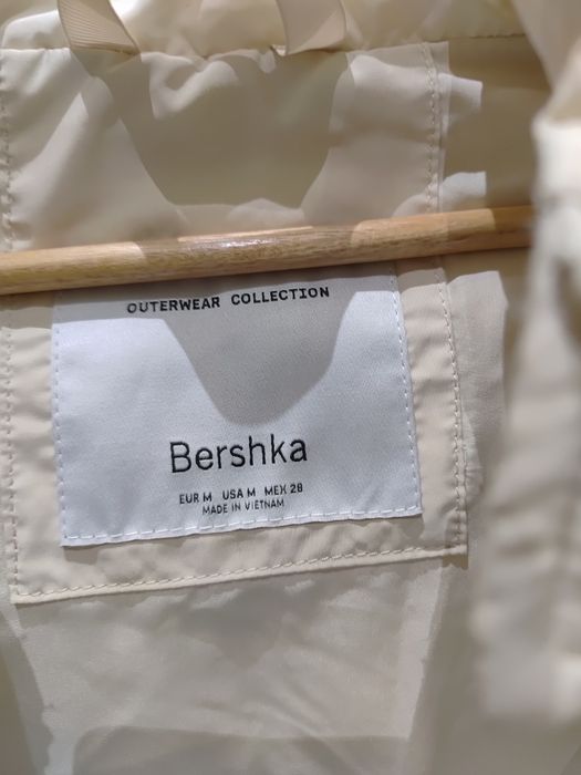 Куртка теплая. Бершка. Срочно. 15000