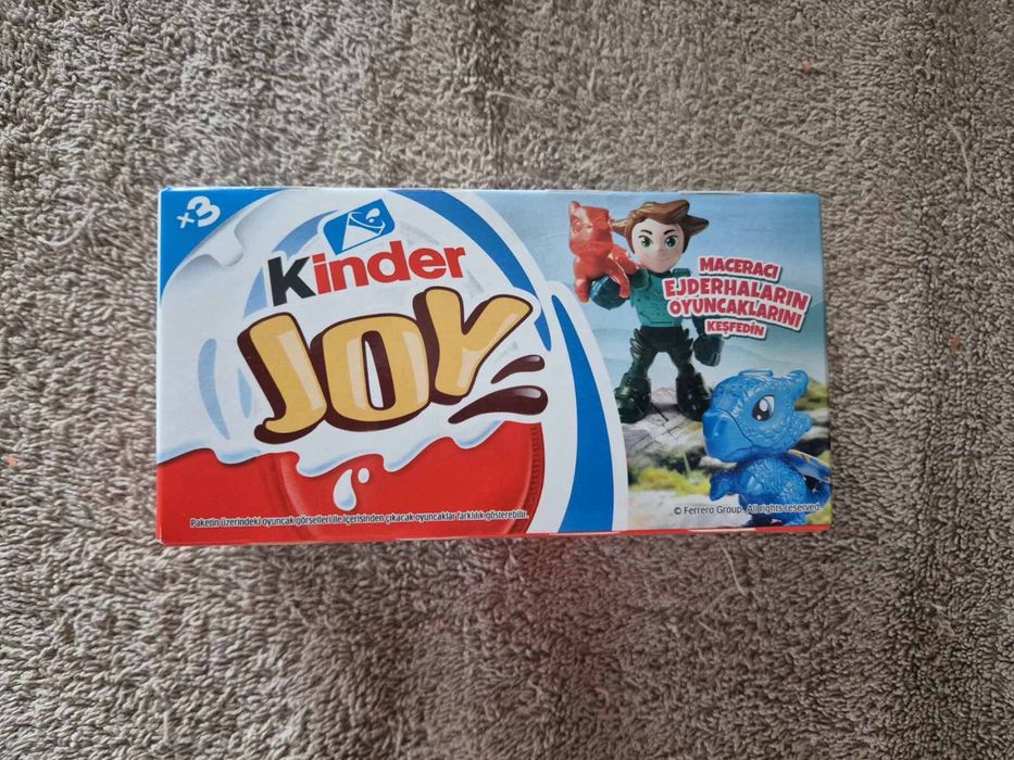 Кутия с 3 броя шоколадови яйца Kinder с играчка