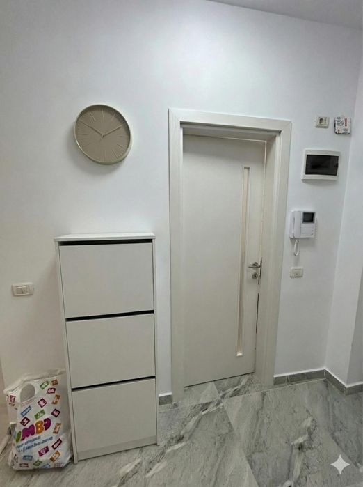 Garsoniera noua de inchiriat