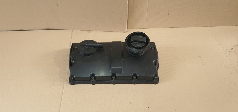 Capac motor culbutori chiuloasa 1.9 tdi AJM ATD AXR ASZ ARL golf 4