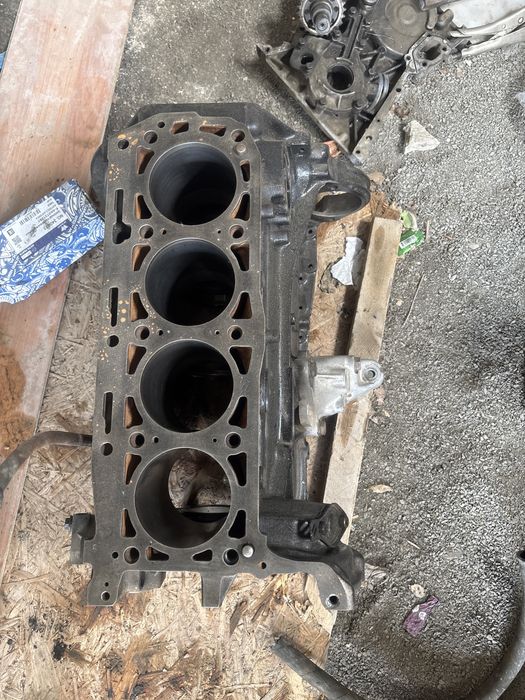 Мерседес бенз блок 102 матор