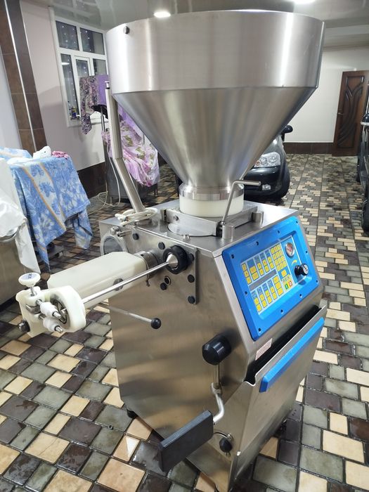 Колбасное оборудование шприц Rex 50 с перекрутчиком