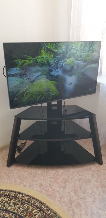 Продам тумбу под Тв