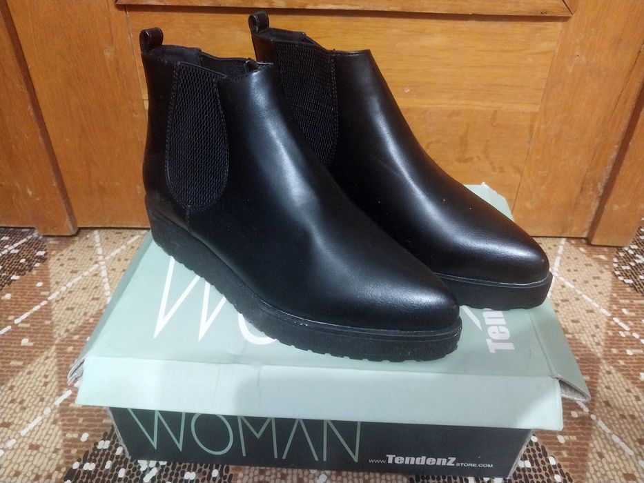 Боти черни,  зимни обувки