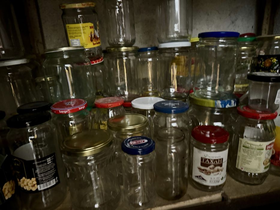 Чисти буркани за мед с капачки 720 ml и 580 ml