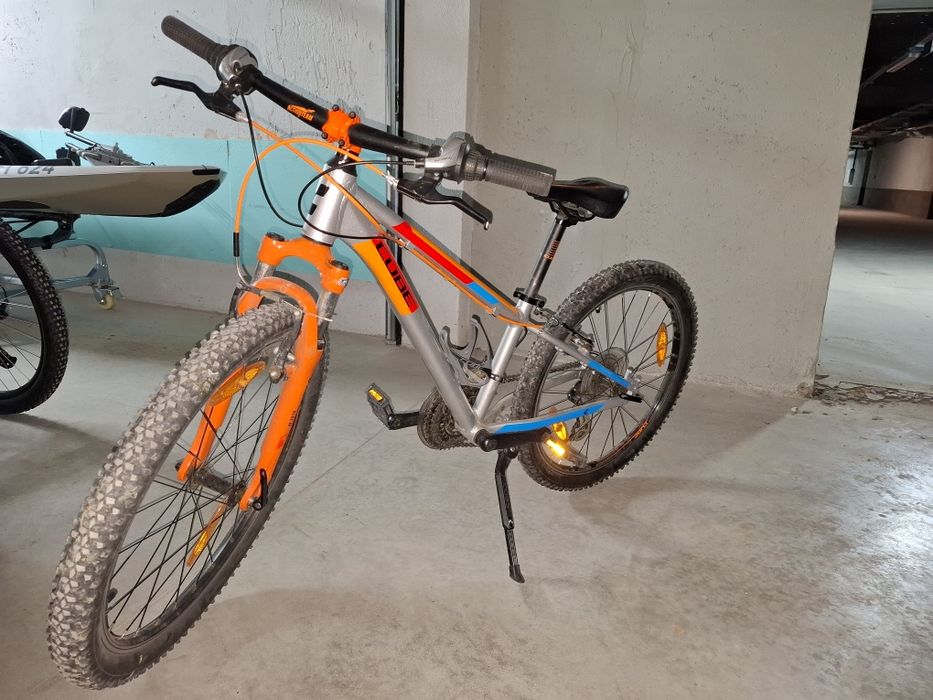 Продавам детски велосипед cube