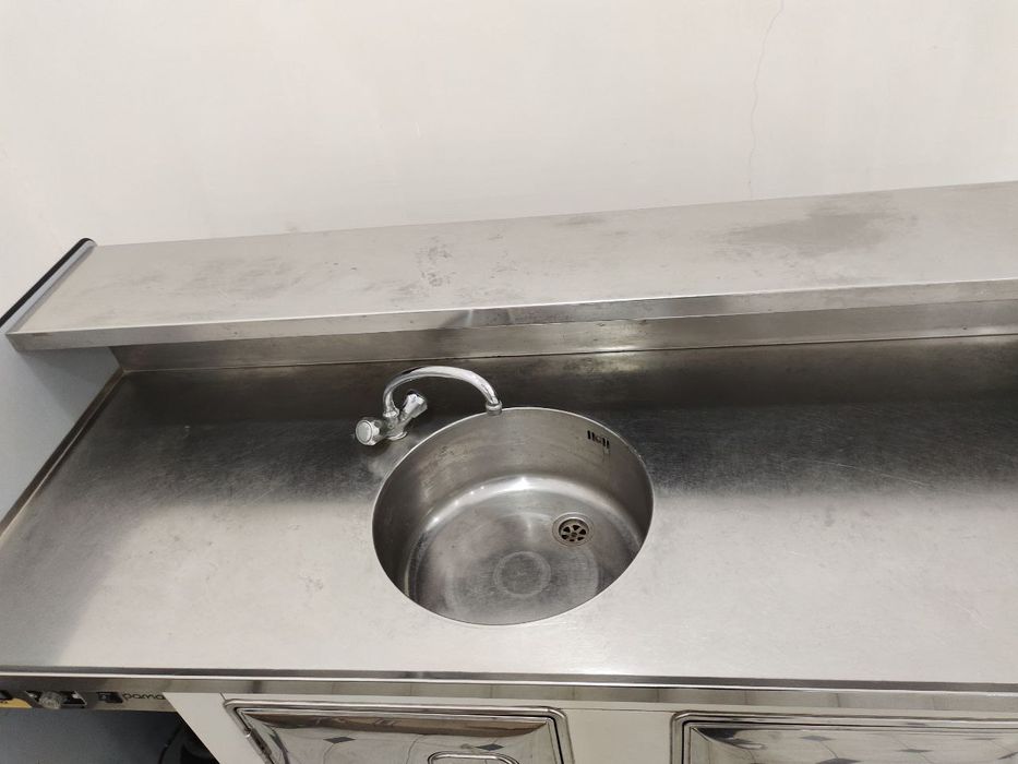 Холодильник для ресторанов. Италия.