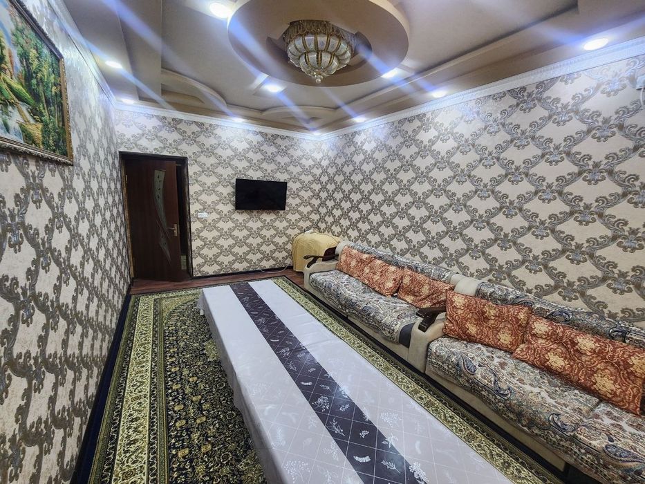 Yangi g‘ishtli uyda 3 xonali kvartira sotiladi (101 m²)