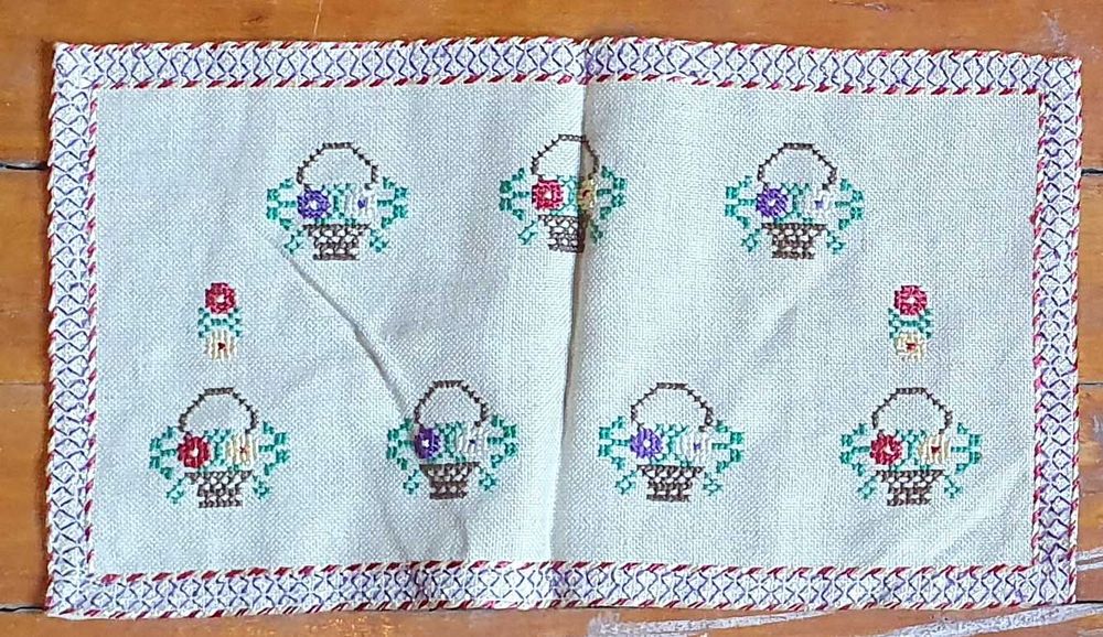 НОВИ Гоблени -  Карета, пътеки