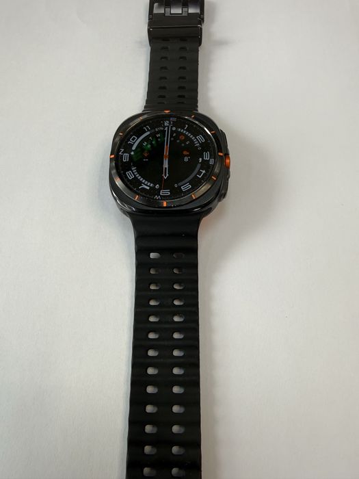 Часовник Samsung watch ultra Перфектен!
