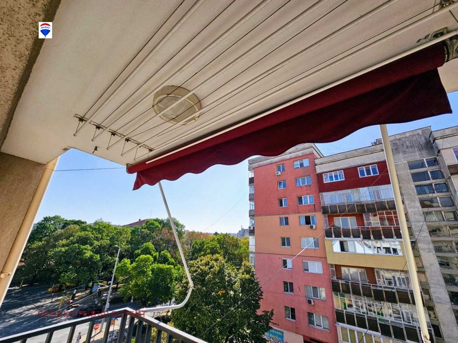 Дава се под наем Тристаен апартамент в Русе, Широк център - 125 кв.м за 408 € - Снимка #5