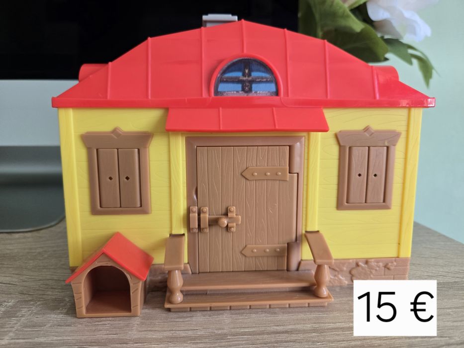 Разнообразни детски играчки