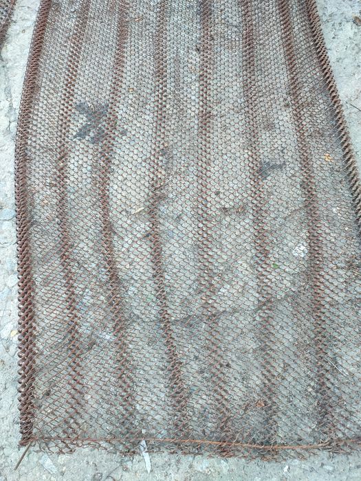 Продам железные сетки от  кроватей