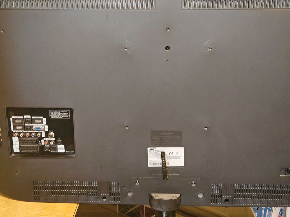 TV Samsung LE40B550 (2009)