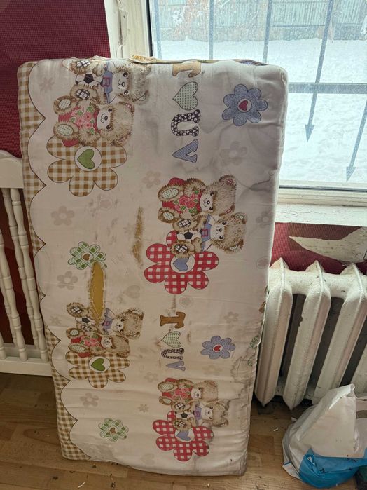 манеж детский  от 0 до 3 лет