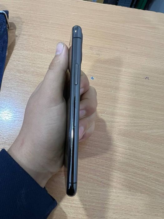 Iphone 11 pro 256/83% ideal