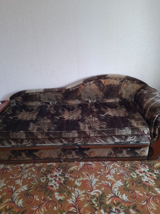 Софа для спальни