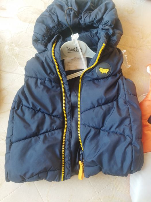 Продам желетки для мальчика