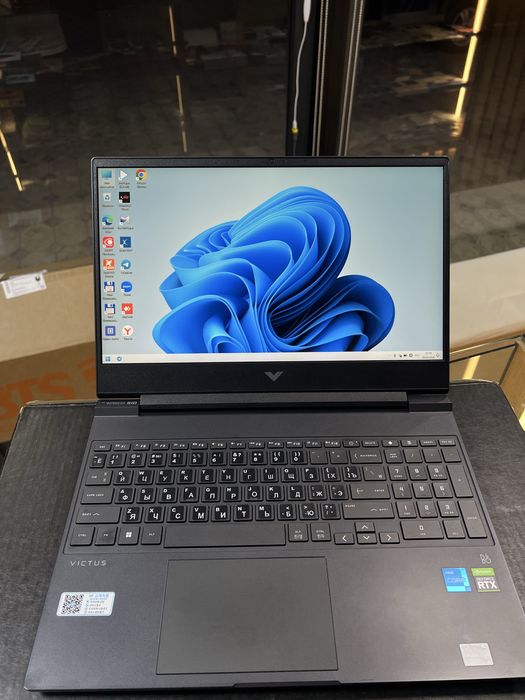 HP Victus i5-12450H RTX 3050 16GB 512GB SSD