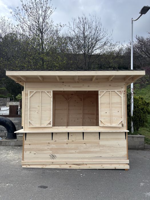 Дървени павилиони за бизнес.