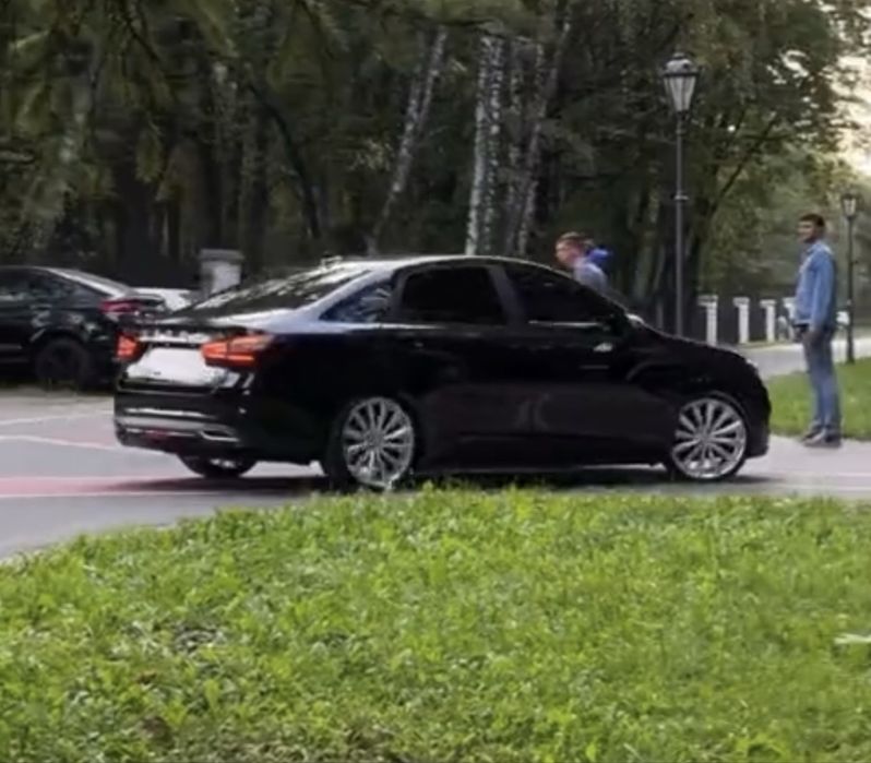 Диски R18 4x100 et40 60.1