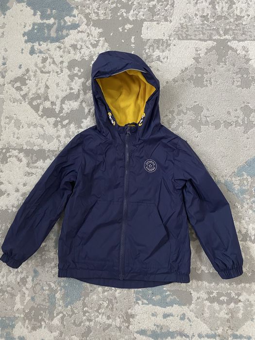 Продам куртки 104-110