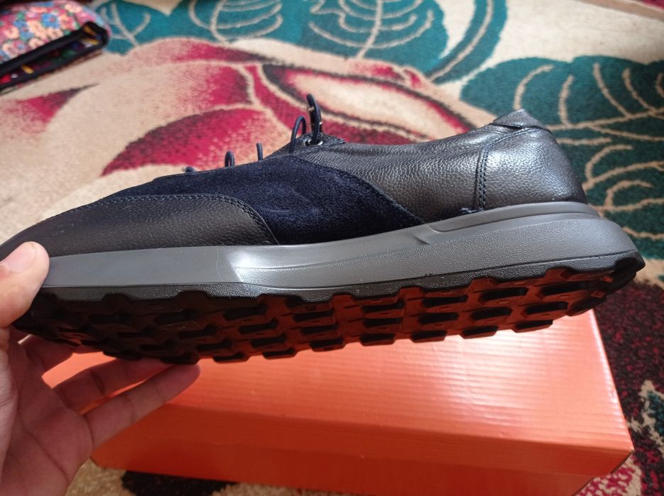 Erkaklar Oyoq kiyim sotiladi razmeri - 40