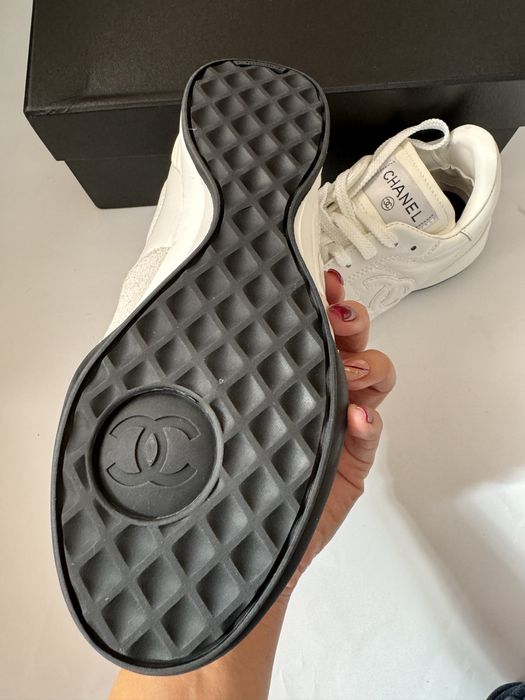 Спортни обувки естесвена кожа