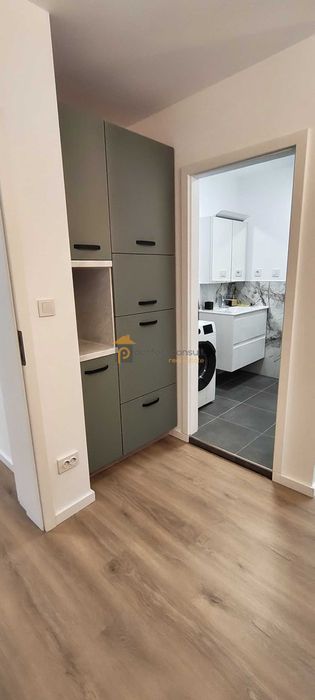 Дава се под наем Тристаен апартамент в Пловдив, Христо Смирненски - 100 кв.м за 1000 € - Снимка #4