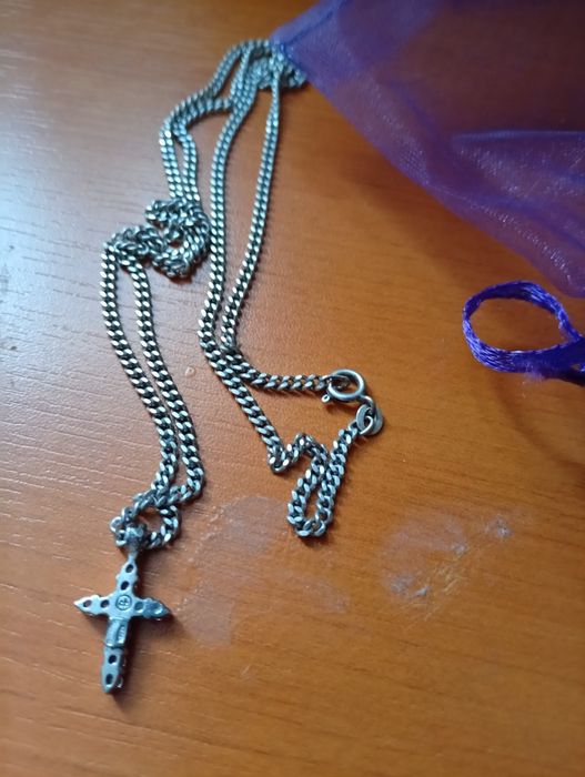 Vând lănțișor argint damă