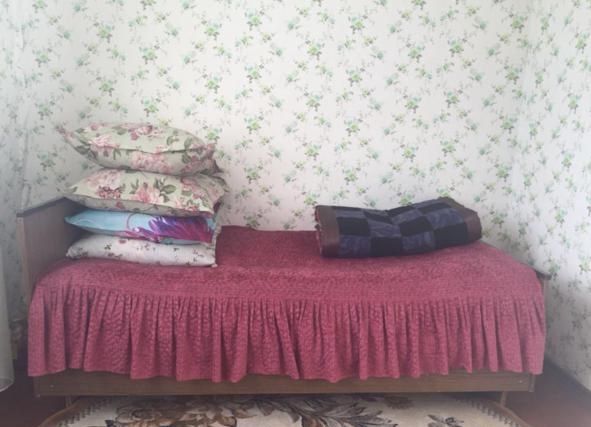 Продам кровать с матрасом