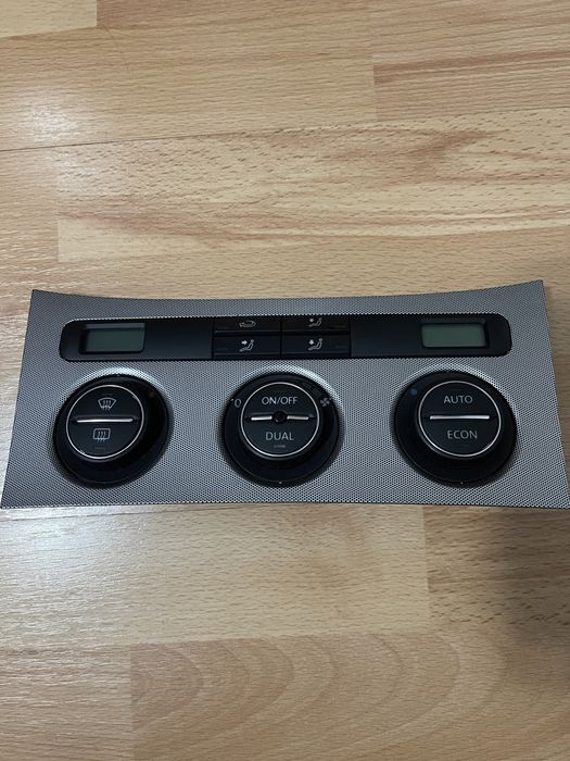 Vând dublu climatronic, Passat B6, Golf 5, Jetta