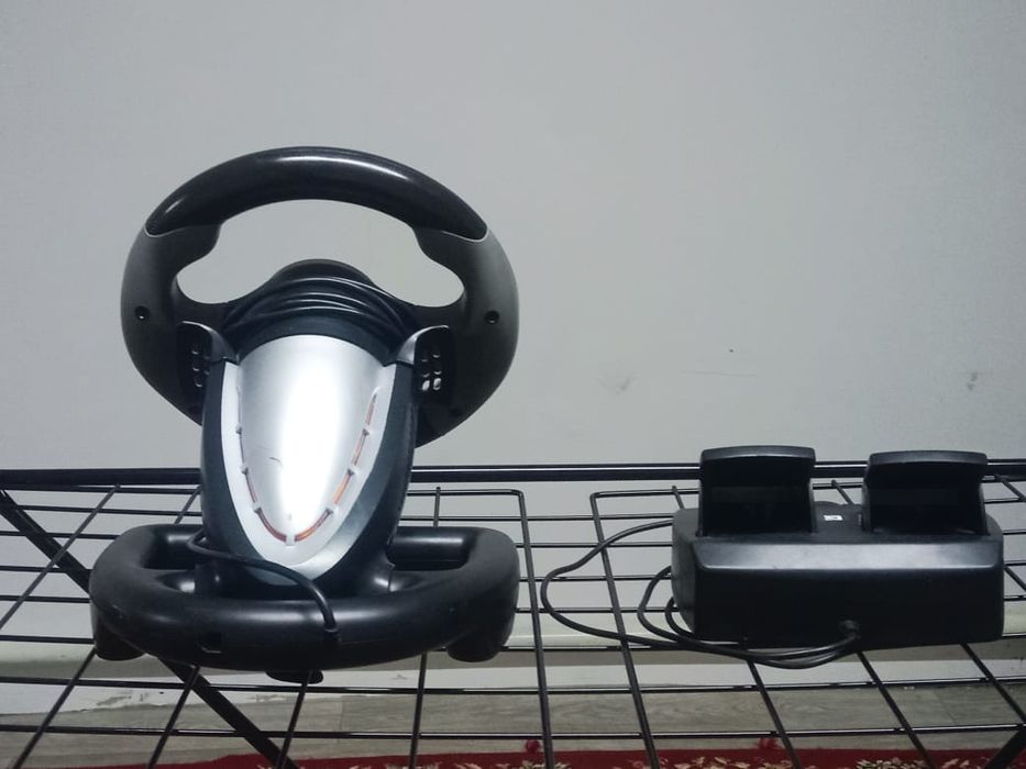 Игровой руль Defender Forsage GTR