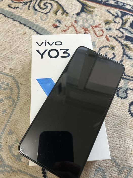 Смартфон vivo Y03