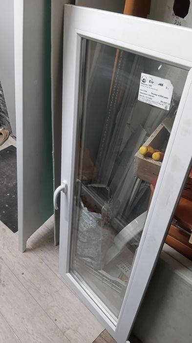 Продам оконную раму
