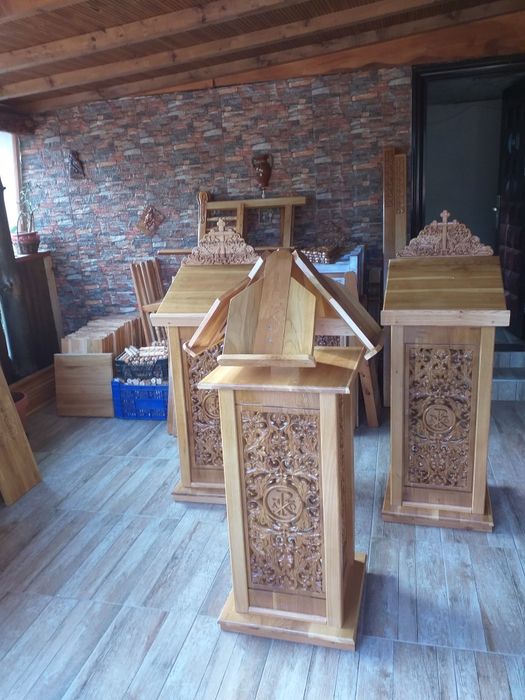 Iconostas din stejar