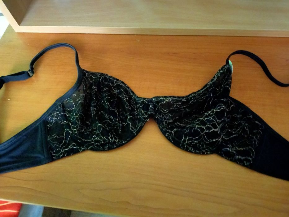 Елегантен сутиен без банели