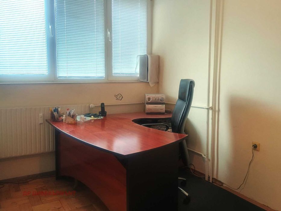 Продава се Двустаен апартамент в София, Хаджи Димитър - 71 кв.м за 2324 €/кв.м - Снимка #9