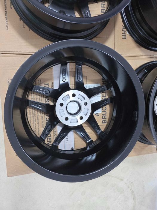 Jante 17 Cupra Formentor VW Passat VW Golf Skoda Octavia Superb Karok 5x112 7.5J et43