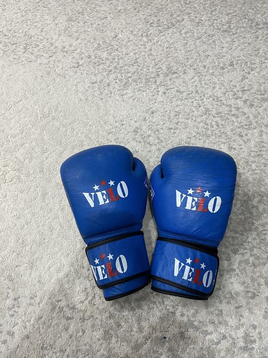 Боксерский перчатки velo