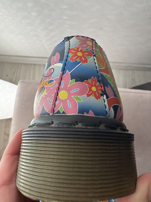 Pantofi model Dr Martens 1461