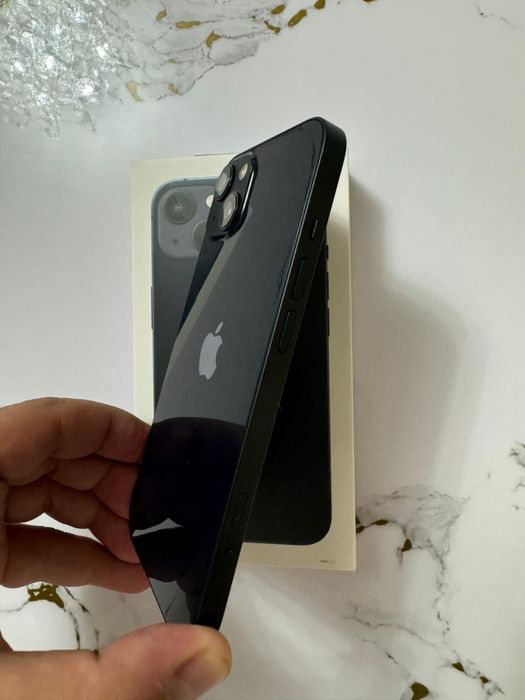 Продам Айфон 13/128GB Black